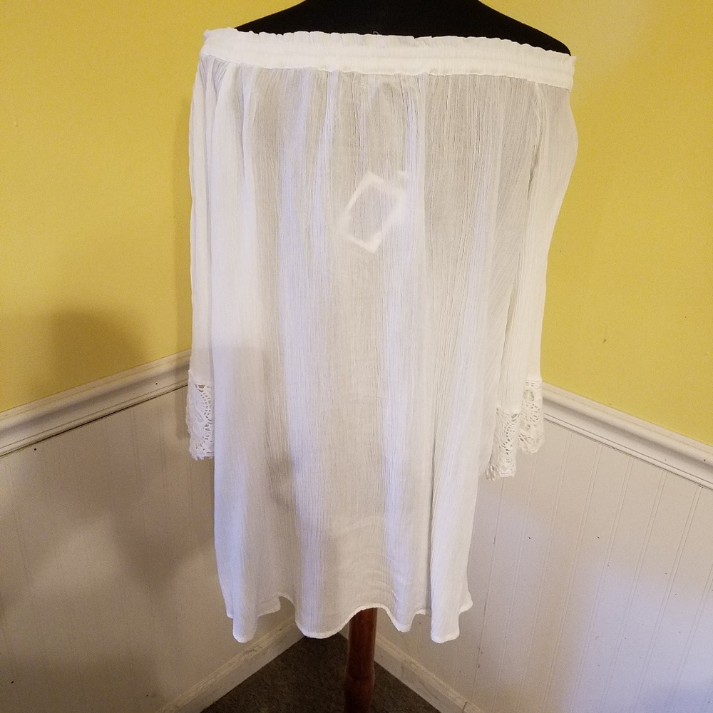 Tunic - Picture 2 of 5